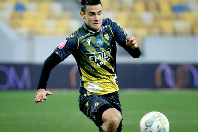 ВИДЕО. Провалились в обороне. Карабин вывел Рух вперед в игре против Колоса