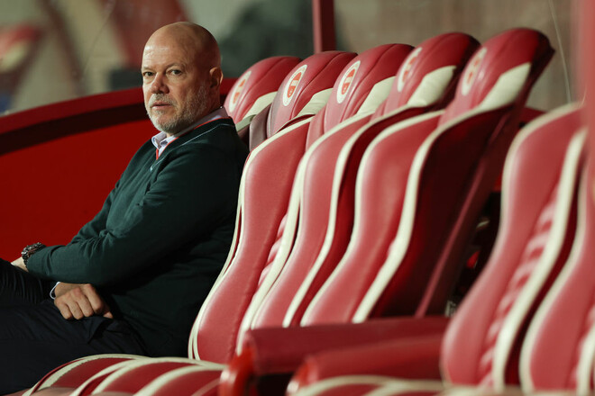 Экс-тренера Шахтера сватают в клуб третьей лиги Бразилии. Он отреагировал