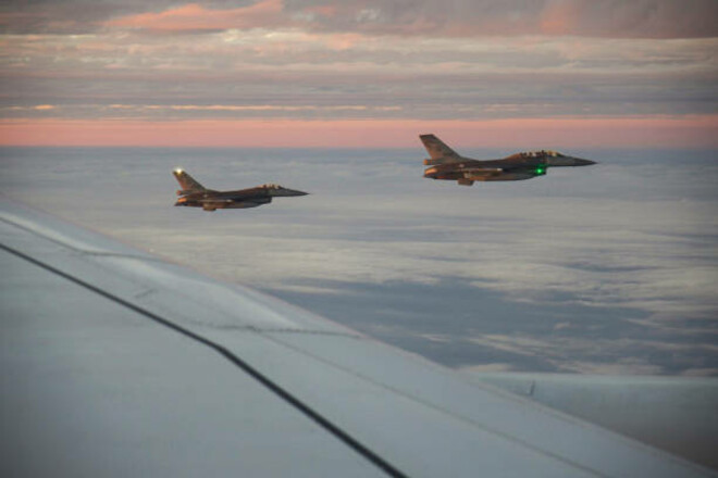 Робота ППО та F-16. Росія запустила 93 ракети та 200 БПЛА