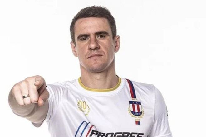 «Нельзя так делать». Экс-игрока Динамо раскритиковали в иностранной лиге