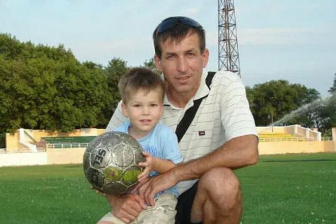 Схилимо голови. Футбольний тренер, якого вбив снайпер при гасінні пожежі