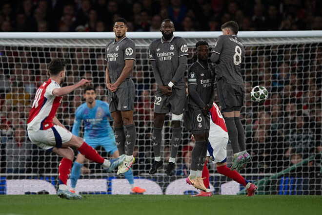 Арсенал в очередной раз забил со стандартных положений