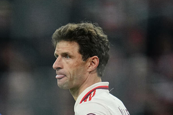 Не из-за денег. В Баварии объяснили, почему решили попрощаться с Мюллером