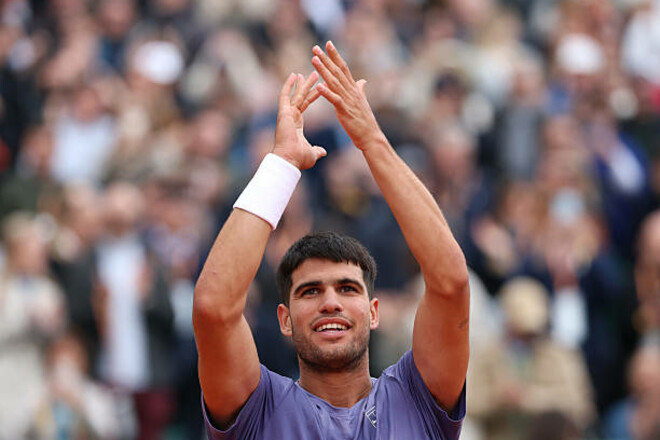 Алькарас здобув першу перемогу в Монте-Карло та провів 100-й матч на грунті