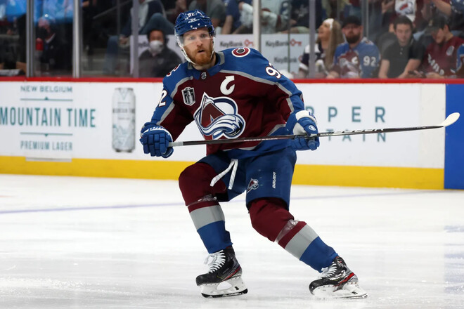 Не грав майже три роки. Капітан команди НХЛ близький до повернення