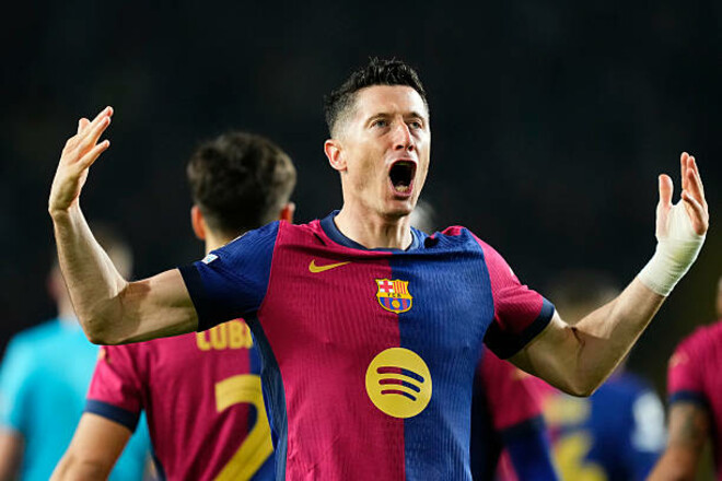 Левандовски превзошел достижение Роналду и установил уникальный рекорд ЛЧ