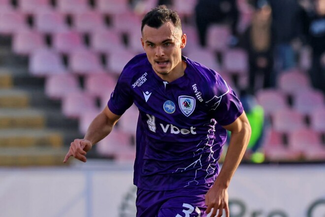 Защитник ЛНЗ провел 100 матчей в УПЛ. Он играл за три клуба