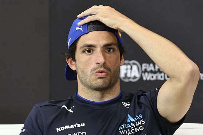 «Дерьмо случается». Сайнсу грозит штраф за ругань на пресс-конференции FIA