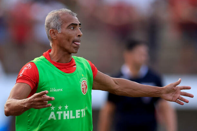 Стало известно, когда Ромарио посетит Украину. Есть одно условие