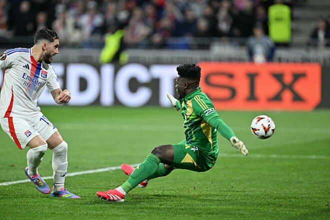 «Мы играли против Лиона и Онана». Реакция болельщиков МЮ на драму в Лионе