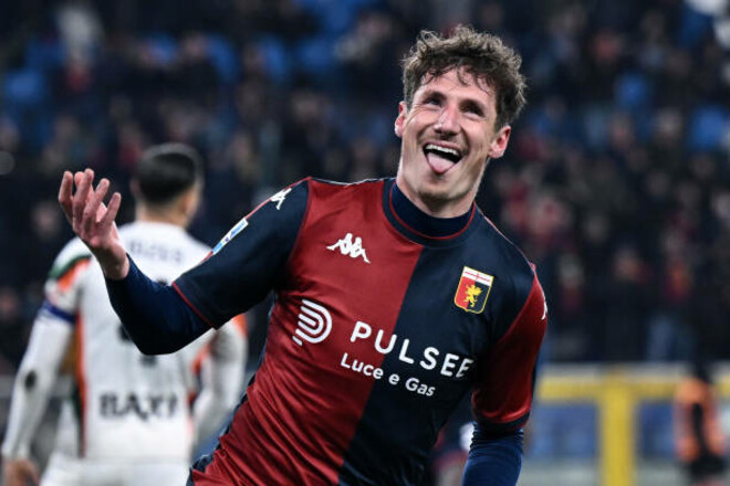 Рома шукає форварда для наступного сезону. Що чекає на Довбика?