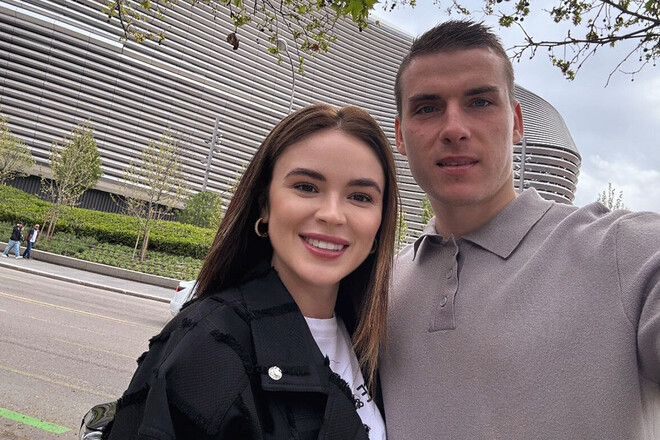 ФОТО. Свидание Луниных на Сантьяго Бернабеу. Уникальные кадры