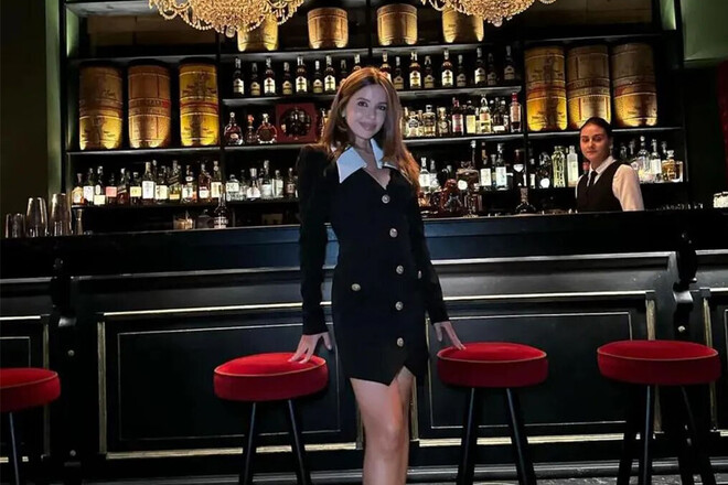 ФОТО. Президент Динамо стал жить с секретаршей. Его можно понять