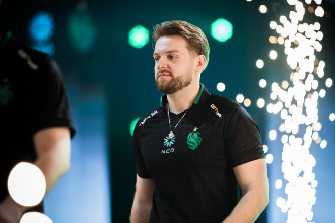 «NiKo зарабатывает €70 000». Сербский тренер о зарплатах в Falcons