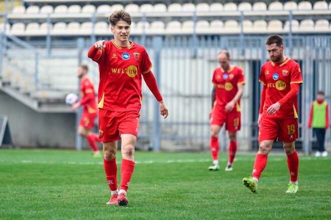 Супергол не допоміг. Металург поділив очки з підопічними Вірта