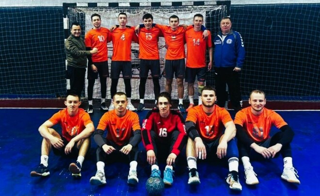 Вища ліга. Чергова перемога Динамо, Константа програла ФДГО