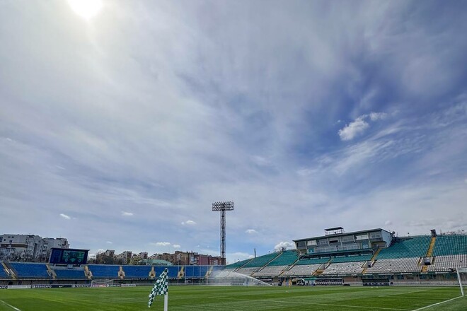 Тривала недовго. Поєдинок Ворскла – Полісся відновлено після тривоги