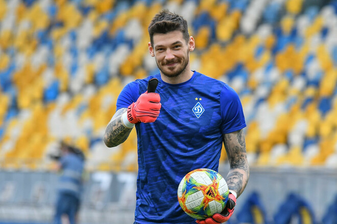 «Несчастный случай». Экс-игрок Динамо прокомментировал удаление Попова