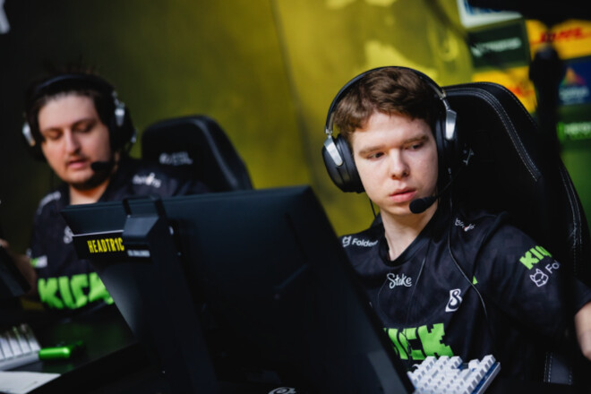 B8 Esports – SAW. Austin Major. Квалификация. Смотреть онлайн. LIVE