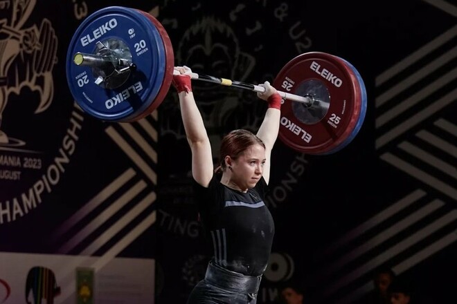 Украинка Ивженко взяла бронзу на чемпионате Европы 2025 по тяжелой атлетике