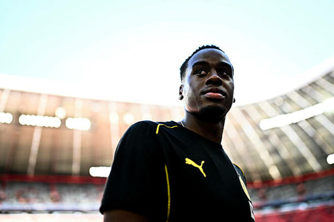 Вместо Мудрика. Вингер Боруссии намерен присоединиться к Челси