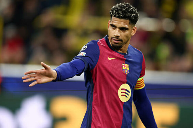 Лидеры Барсы недовольны игрой звезды. Попросили Флика его не выпускать