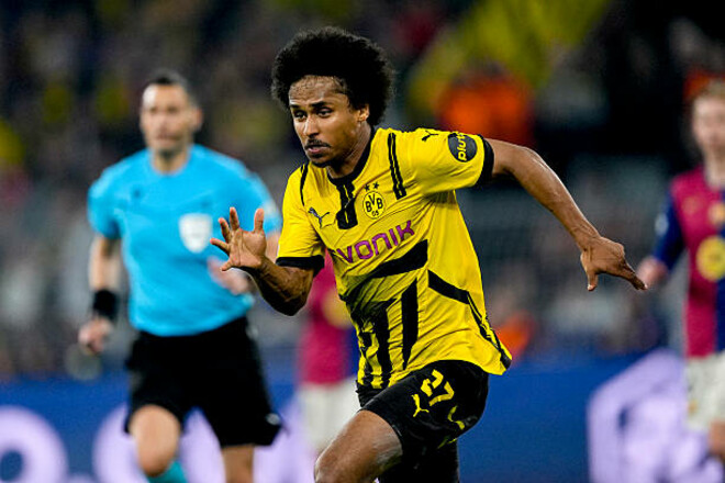 «Отдали все силы». Нападающий Боруссии Д оценил победу над Барсой