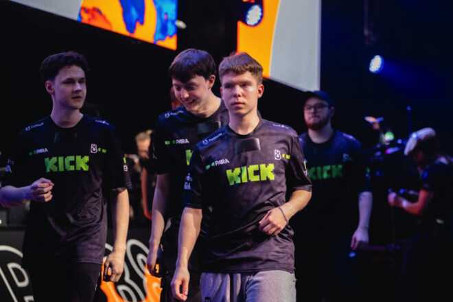 B8 Esports – 9 Pandas. Austin Major. Кваліфікація. Дивитись онлайн. LIVE