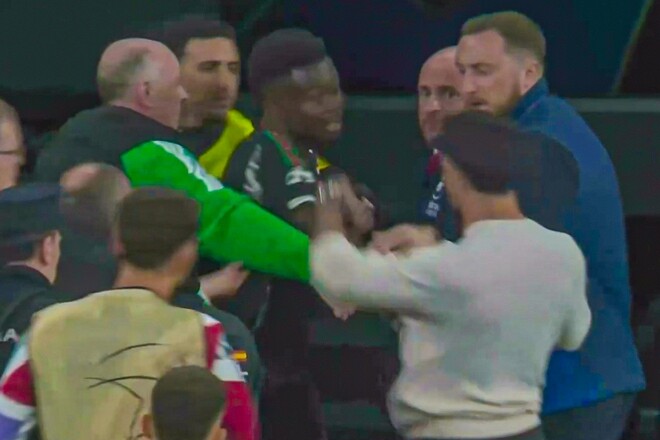 ФОТО. Сака та Карвахаль зчепилися у перерві матчу Реал – Арсенал