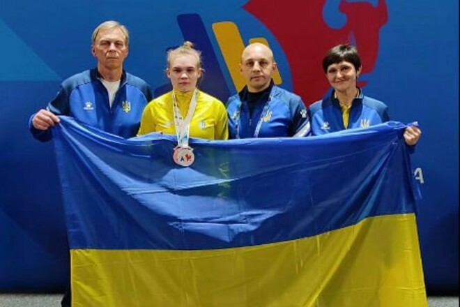 Светлана Москвина взяла бронзу на чемпионате Европы по тяжелой атлетике