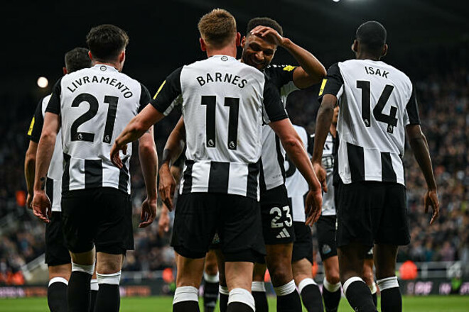 Ньюкасл – Кристал Пэлас – 5:0. Сороки уже в топ-3. Видео голов и обзор