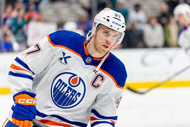 Лідер Едмонтона увійшов в історію НХЛ, повторивши досягнення Діонна