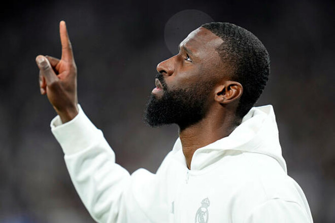 «Он немного идиот». Легенда Нидерландов раскритиковал лидера Реала