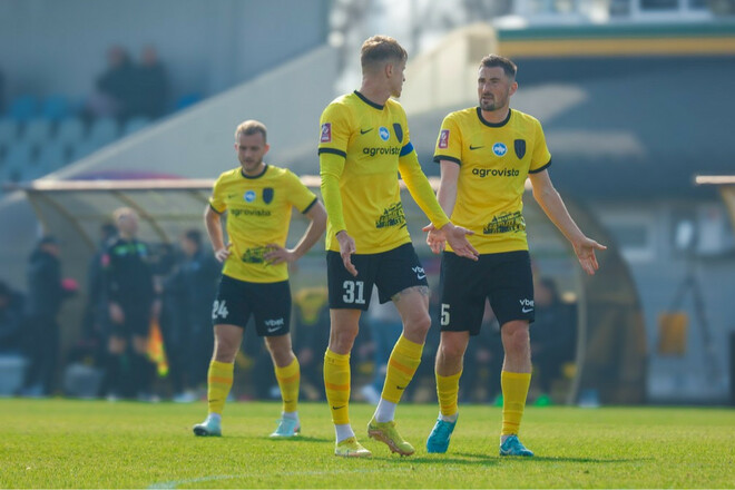 Стартовий матч туру УПЛ перенесено через тривогу