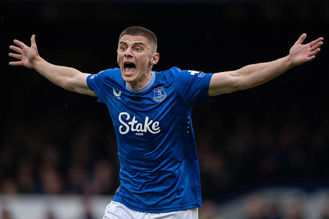 Известна оценка Миколенко за матч с Манчестер Сити