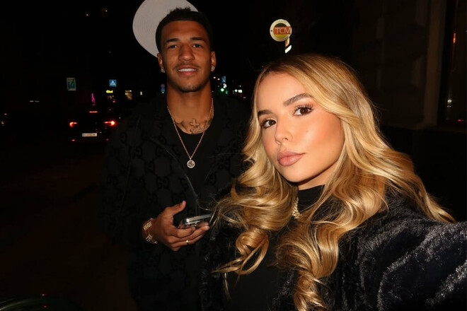 ФОТО. Невеста новичка Шахтера впечатлила своим бюстом. Красота