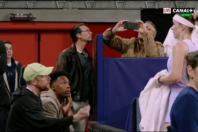 ФОТО. Сдержал обещание: Монфис приехал поддержать Свитолину в финале