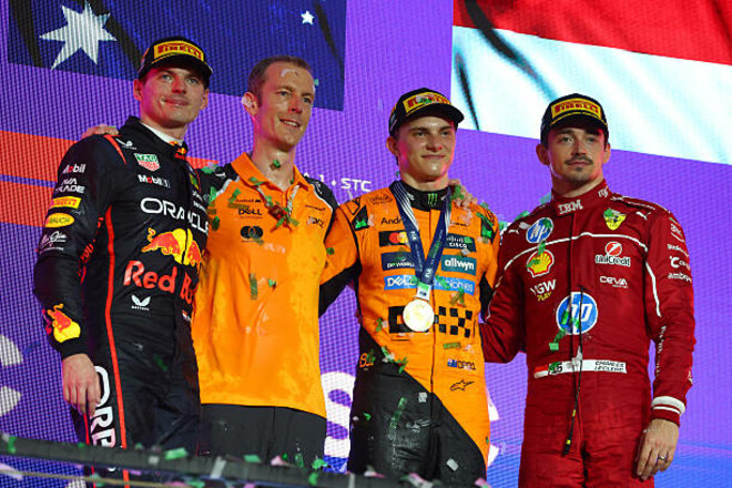 Перший подіум Феррарі і незадоволений Макс. Слова пілотів після гонки Ф-1