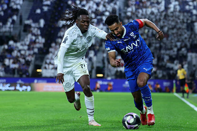 Аль-Хиляль потерял очки в матче против команды Аль-Шабаб. Бущана снова нет