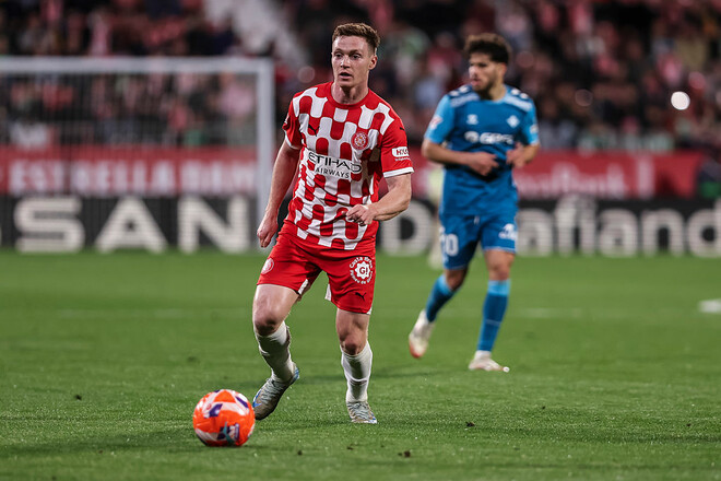 Сенсація у Нідерландах, криза у Жироні, падіння Тоттенхема в АПЛ