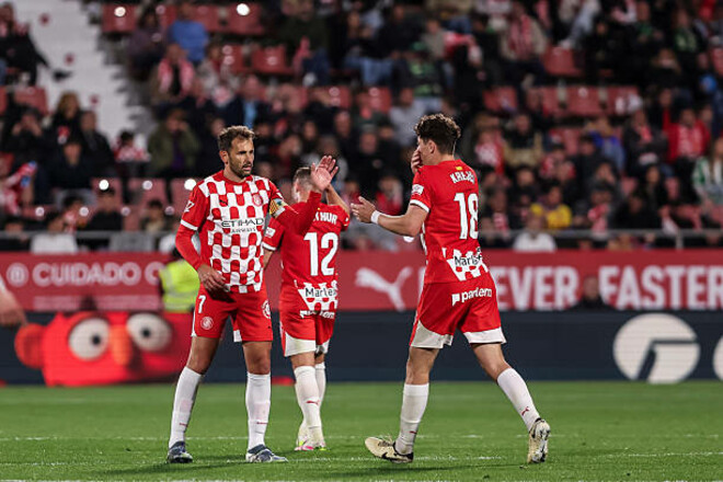 «Мне жаль Мичела». Реакция болельщиков на кризис Жироны