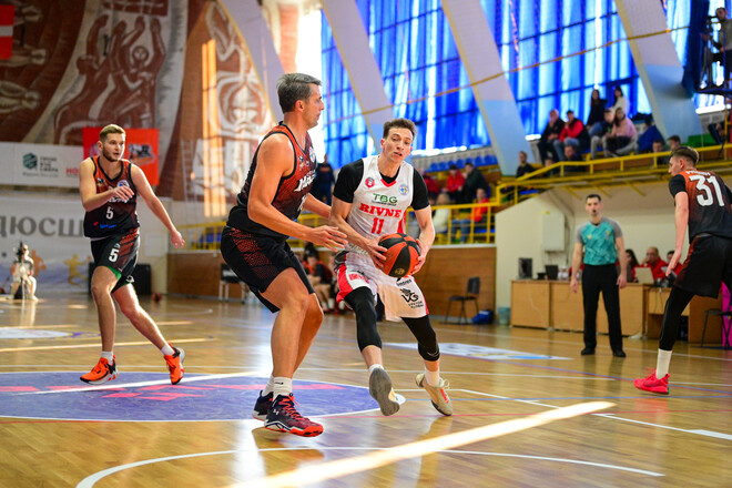 Рівне – Черкаські Мавпи. Дивитися онлайн. LIVE трансляція