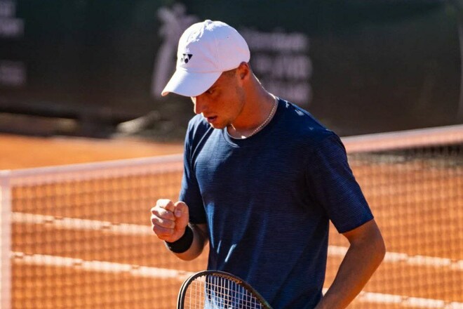 Втратив 4 сетболи. Українець програв другий фінальний матч у 2024 році