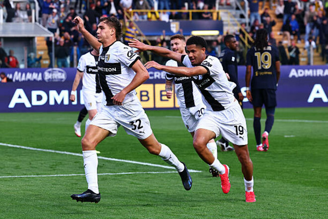 Первое поражение Тудора. Ювентус в перенесенном матче уступил Парме