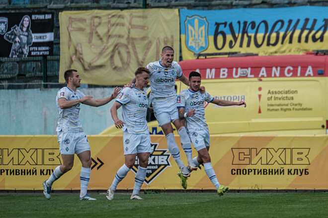 ФОТО. З думками про Шахтар. Динамо провело тренування у Львові