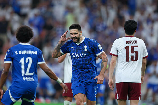 Отгрузили 7 мячей. Аль-Хиляль с разгромом вышел в полуфинал азиатской ЛЧ