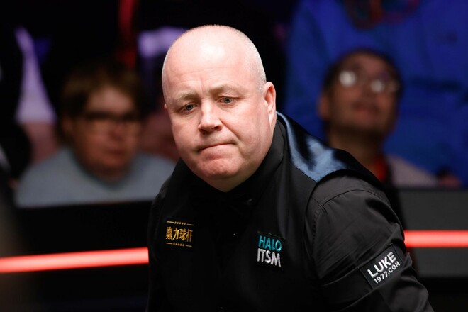 Хіггінс та Сяо Годун ведуть напружену боротьбу. Після двох сесій – рівно