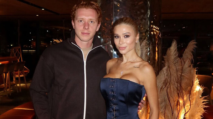 ФОТО. Жена футболиста Шахтера рассказала о кринж-подарках мужа