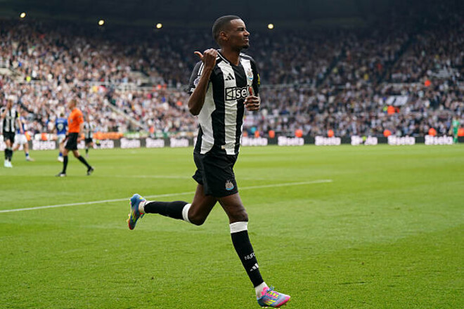 Александер Исак установил личный рекорд в АПЛ