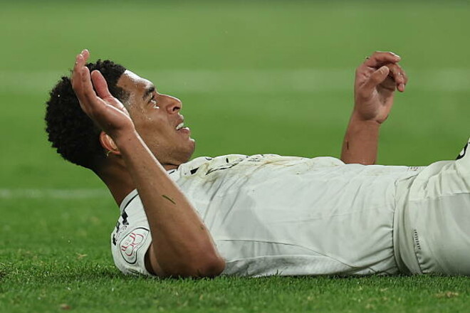 БЕЛЛИНГЕМ: «Все в их пользу. Каждое решение, которое спорное, в их пользу»